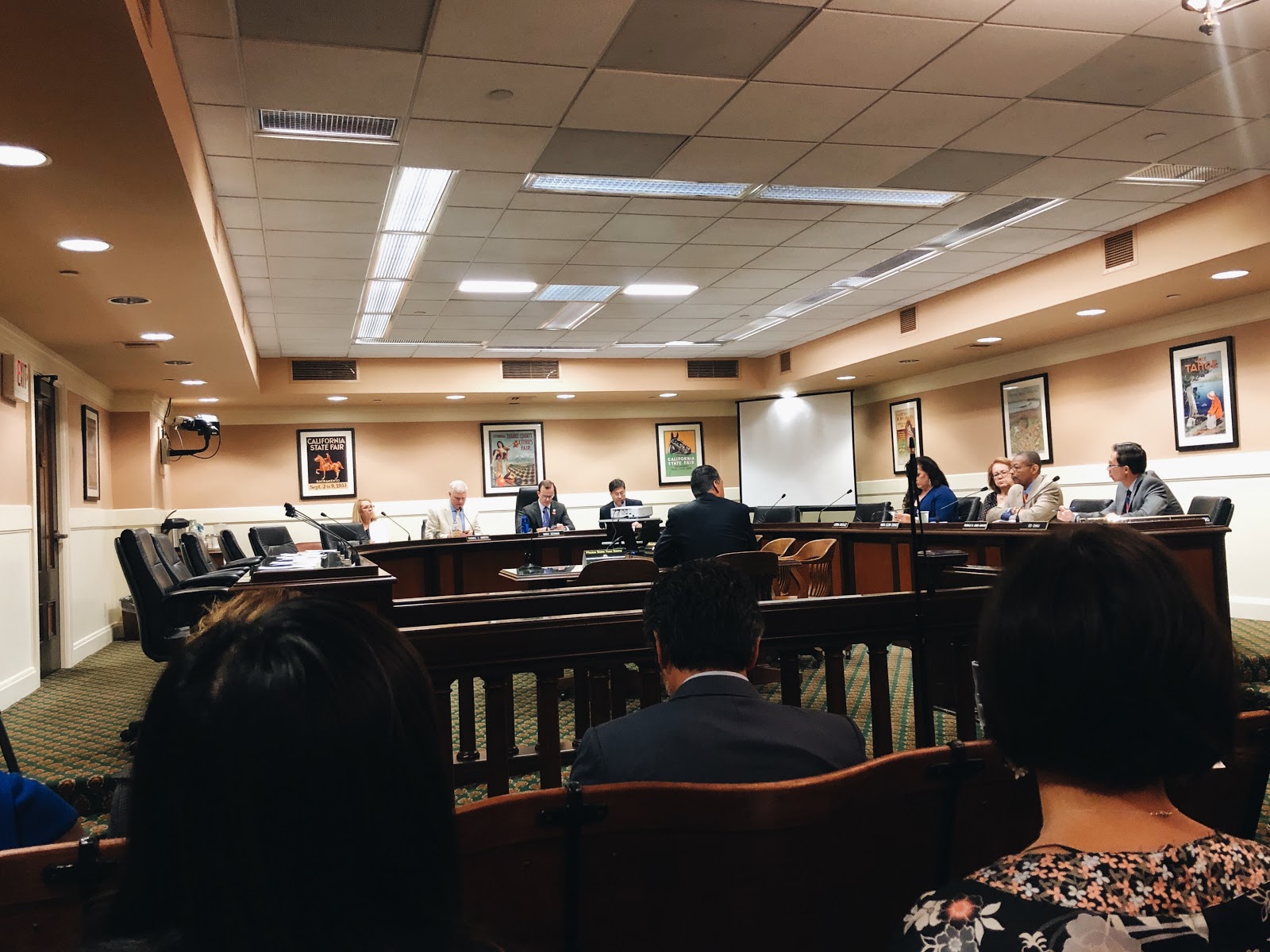 Image of joint committee hearing on the census with secretary of state, Alex Padilla in the center. 